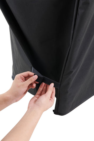 Monument Grills funda colocada en parrilla 4 quemadores para protección