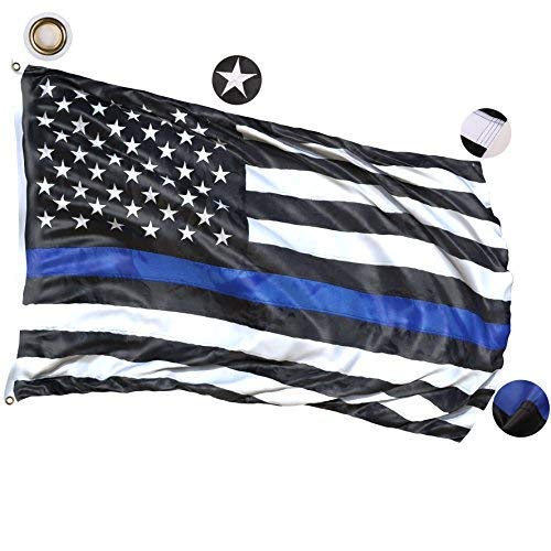 NatFlag comparación de tamaño 4x6 con una persona para escala