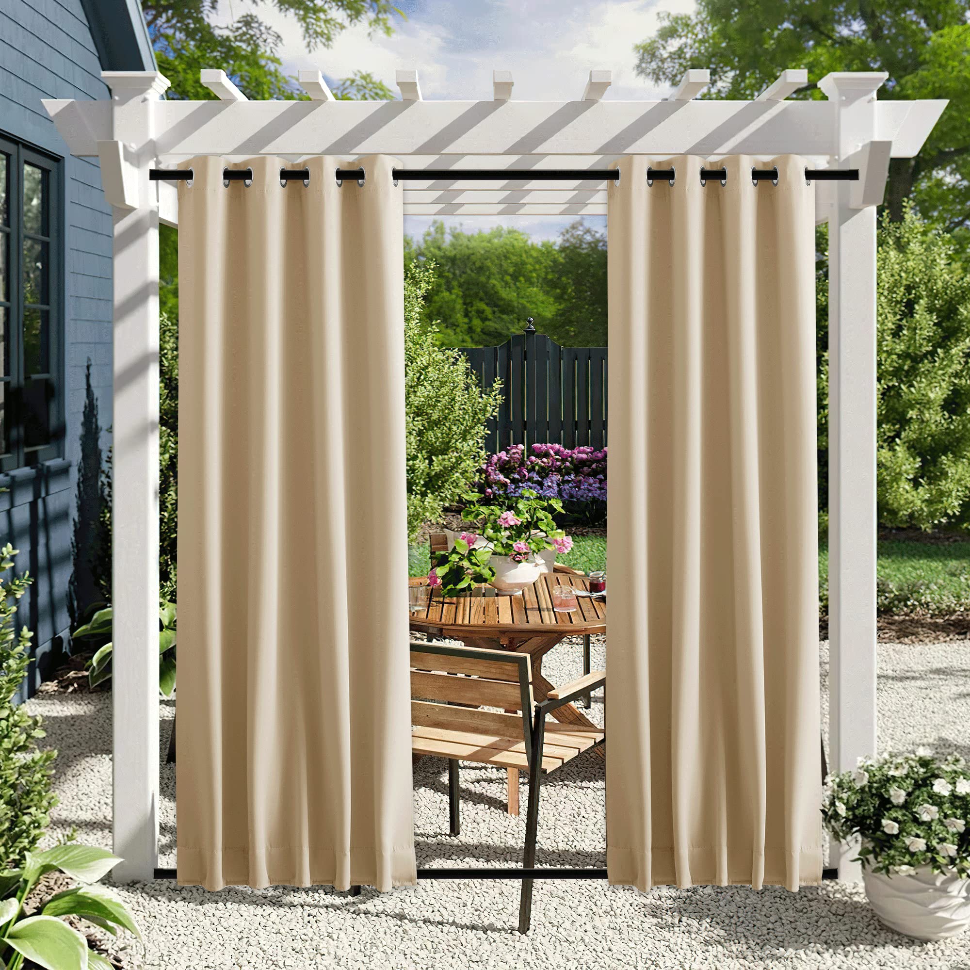 NICETOWN panel frontal Biscotti beige mostrando bloqueo solar