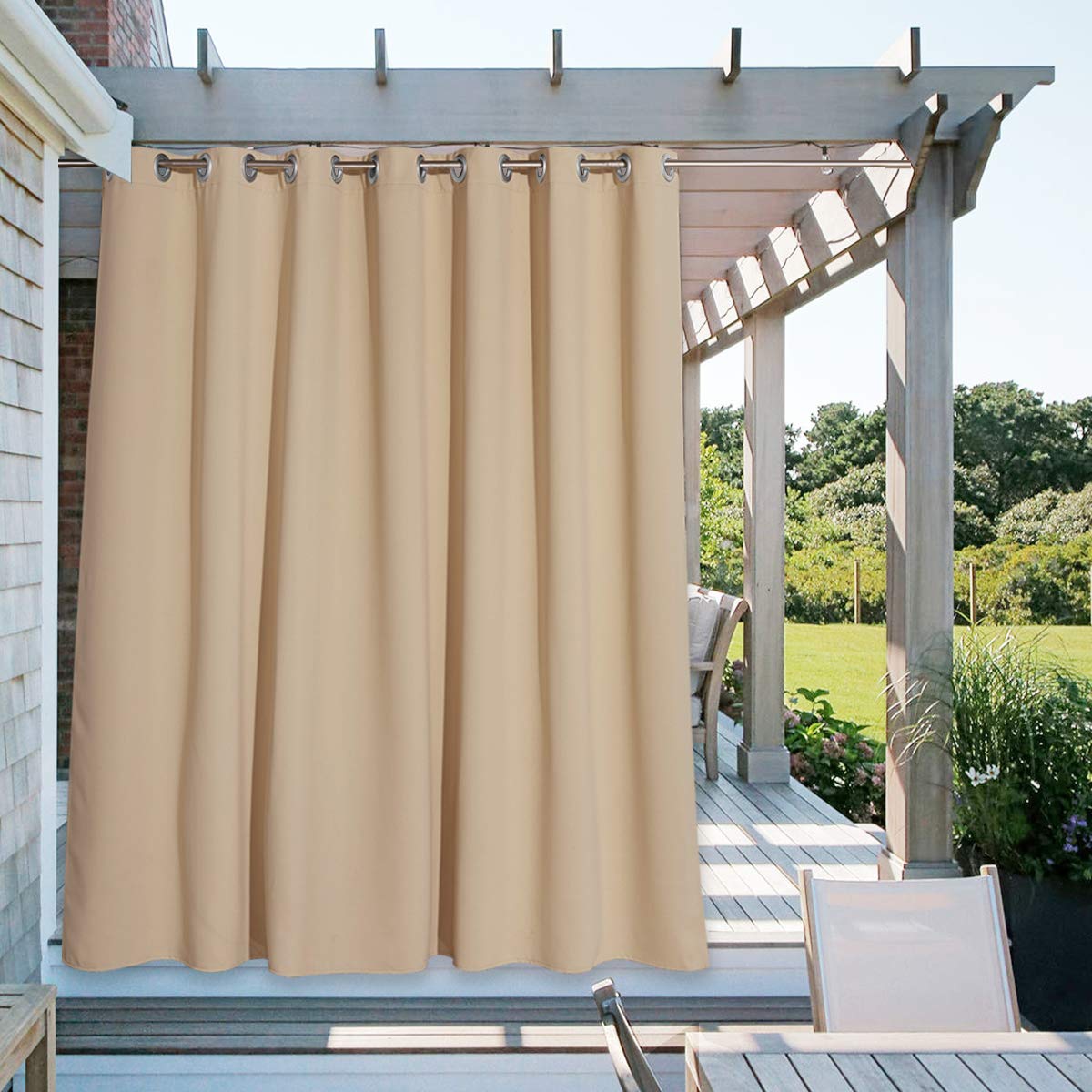 NICETOWN uso interior como divisor mostrando versatilidad funcional