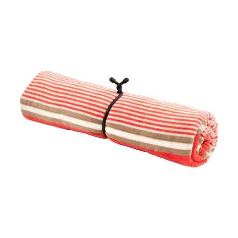 Nite Ize uso sujetando cables, beneficio: orden y seguridad