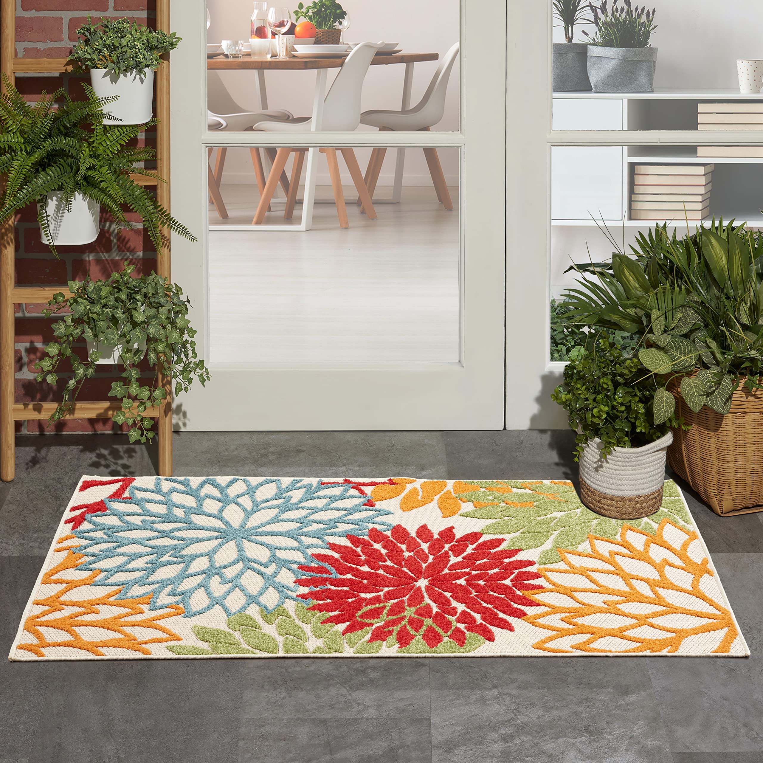 Nourison alfombra Aloha vista frontal mostrando patrón tropical y colores vivos
