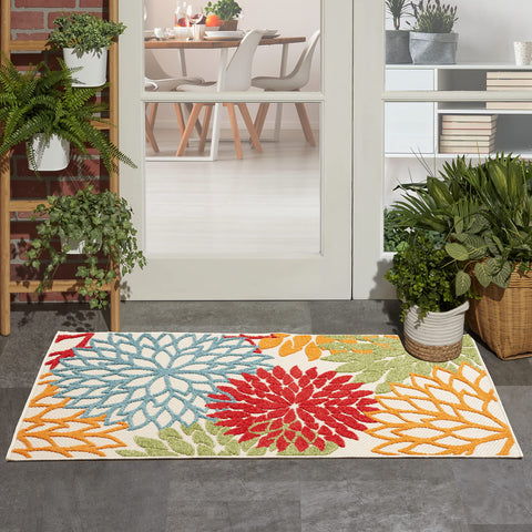 Nourison alfombra Aloha vista frontal mostrando patrón tropical y colores vivos