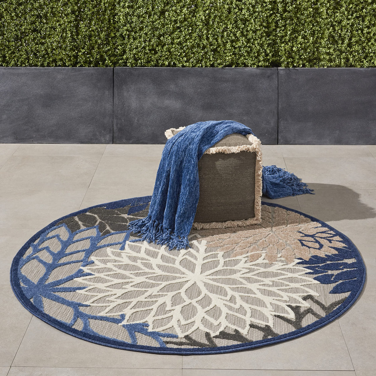 Nourison alfombra Aloha frente del paquete, ideal para decorar exteriores