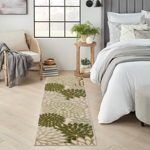 Nourison Aloha vista frontal mostrando patrón floral y atractivo estético