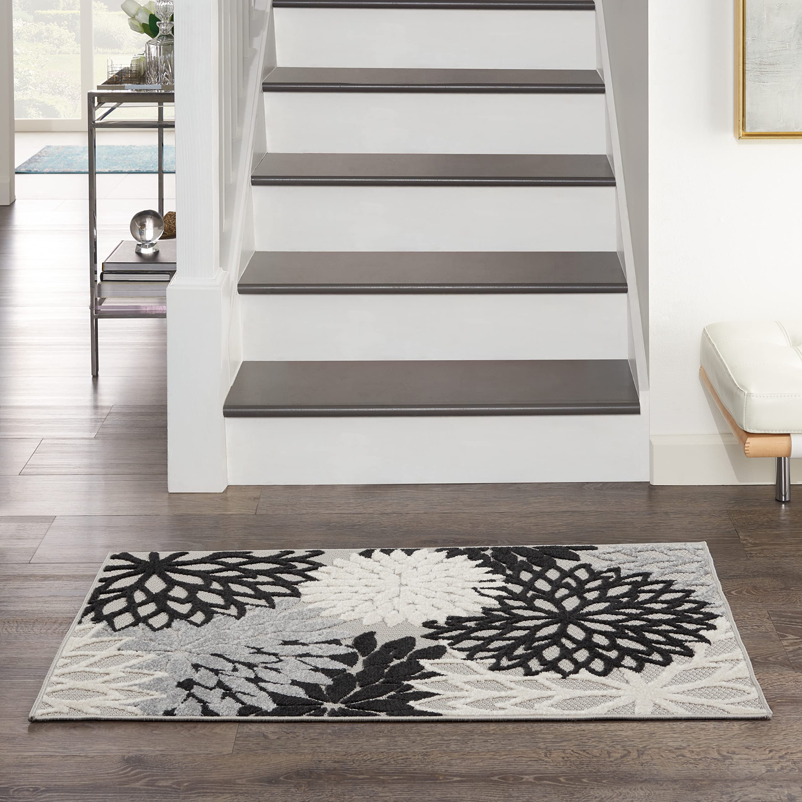 Nourison detalle de textura con relieve que mejora tacto y resistencia