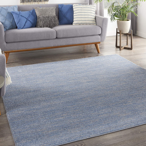 Nourison alfombra frontal azul gris mostrando color neutro y diseño versátil