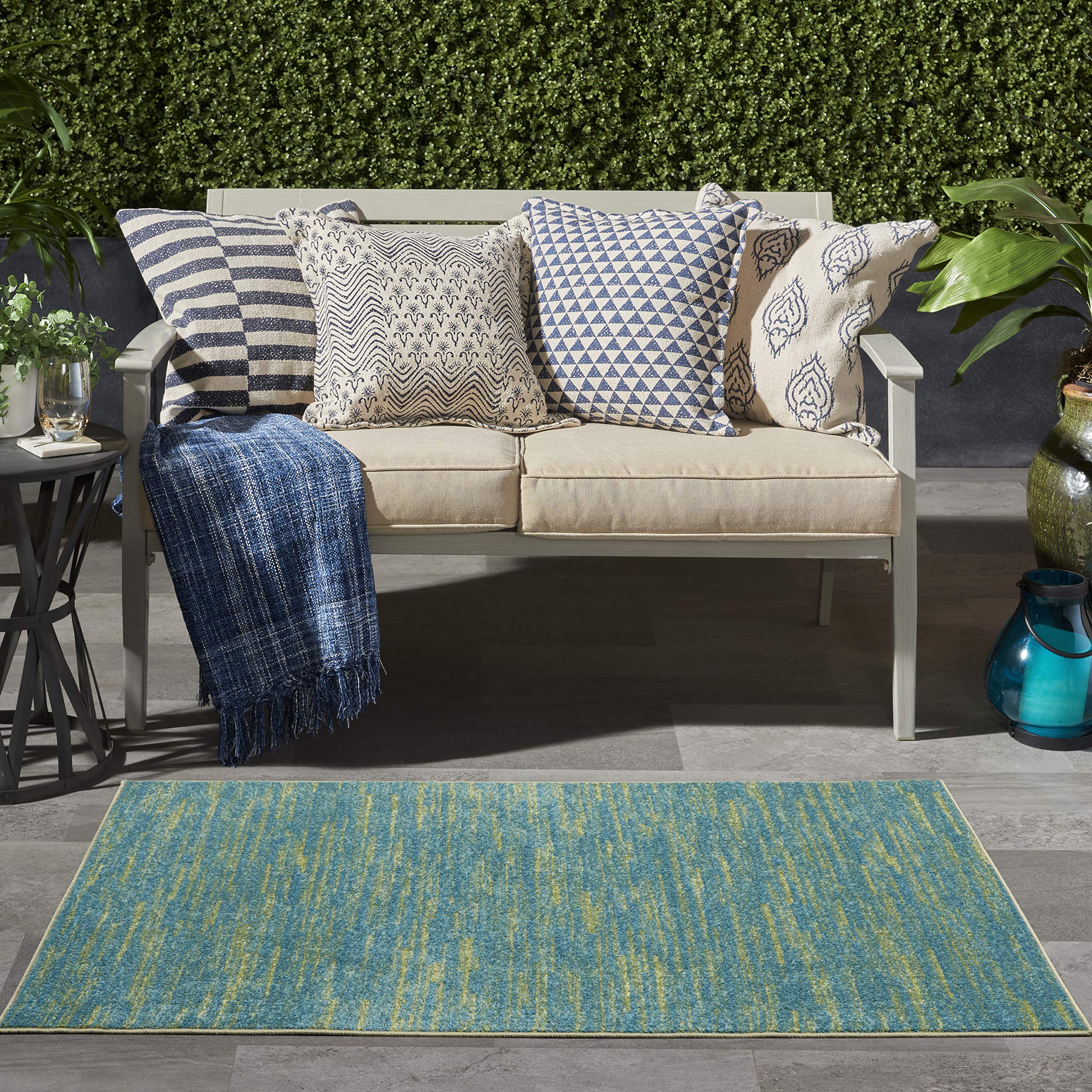 Nourison detalle de textura, tacto suave y pelo bajo durable