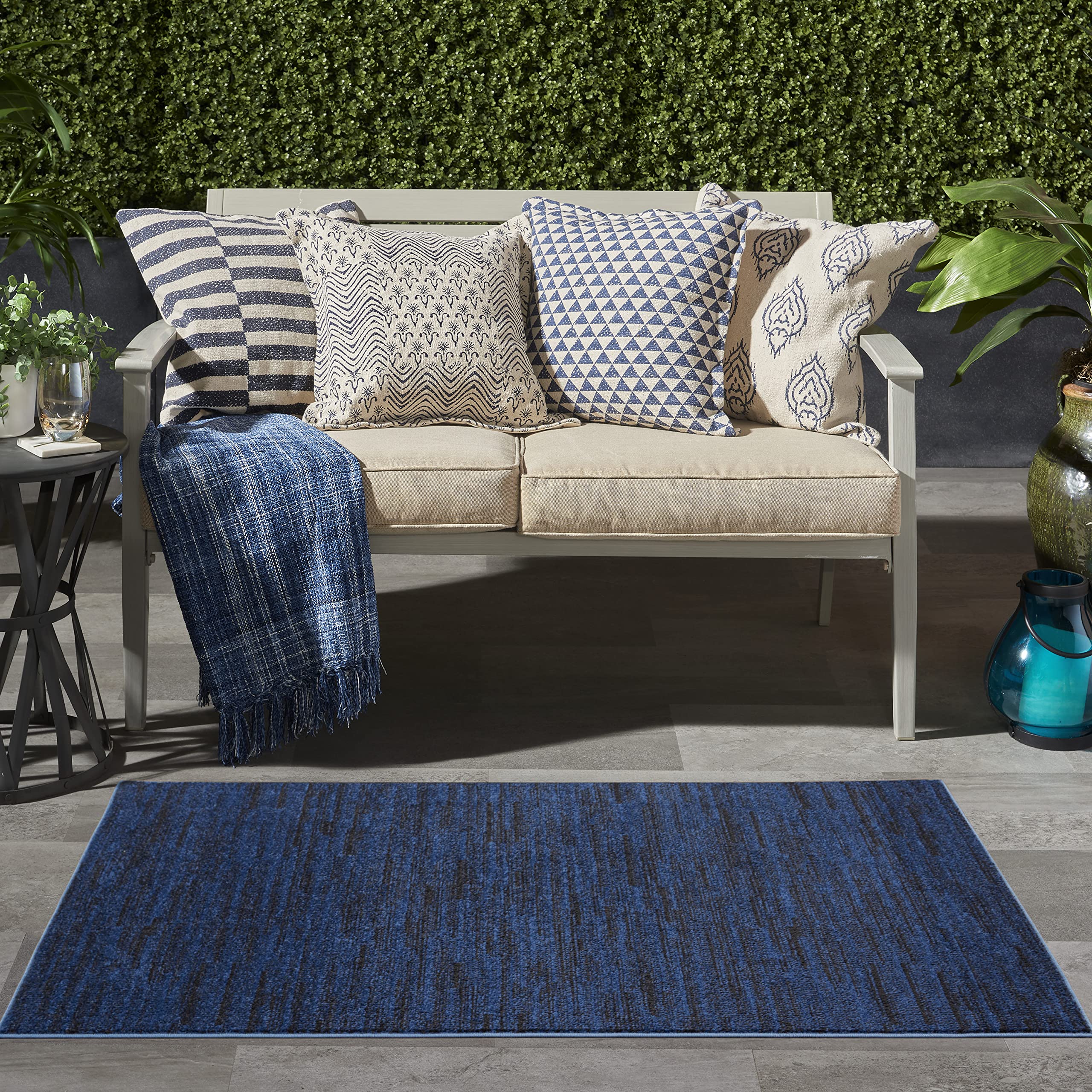 Nourison detalle de textura de polipropileno con tacto suave y duradero