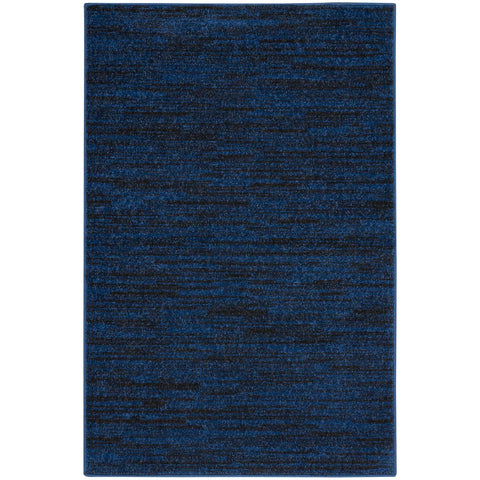 Nourison alfombra vista frontal 2' x 4' con color midnight blue, apariencia elegante y resistente