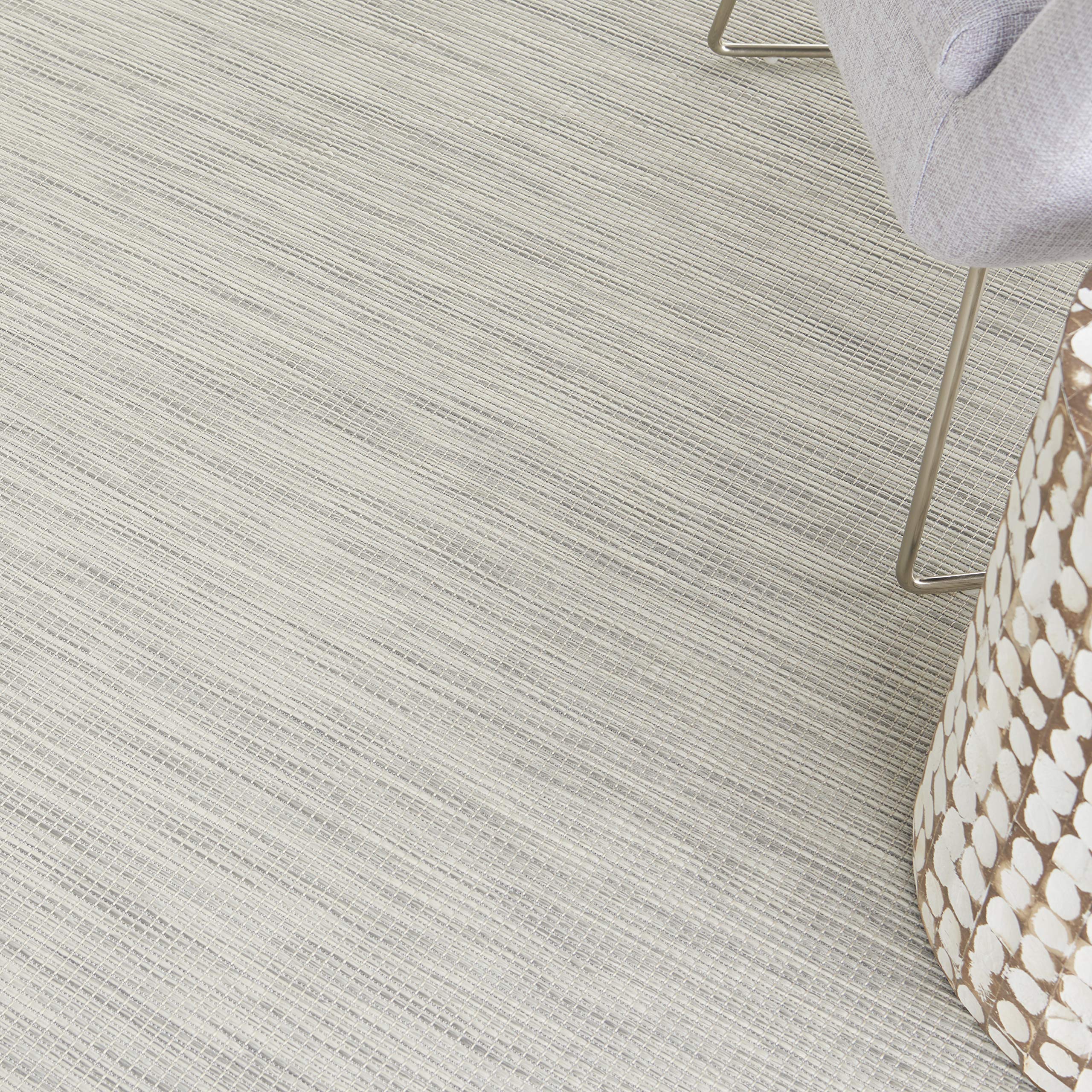 Nourison primer plano de textura estriada que añade profundidad