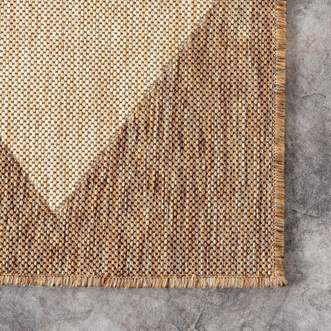 nuLOOM patrón trellis enfocado que ofrece elegancia atemporal