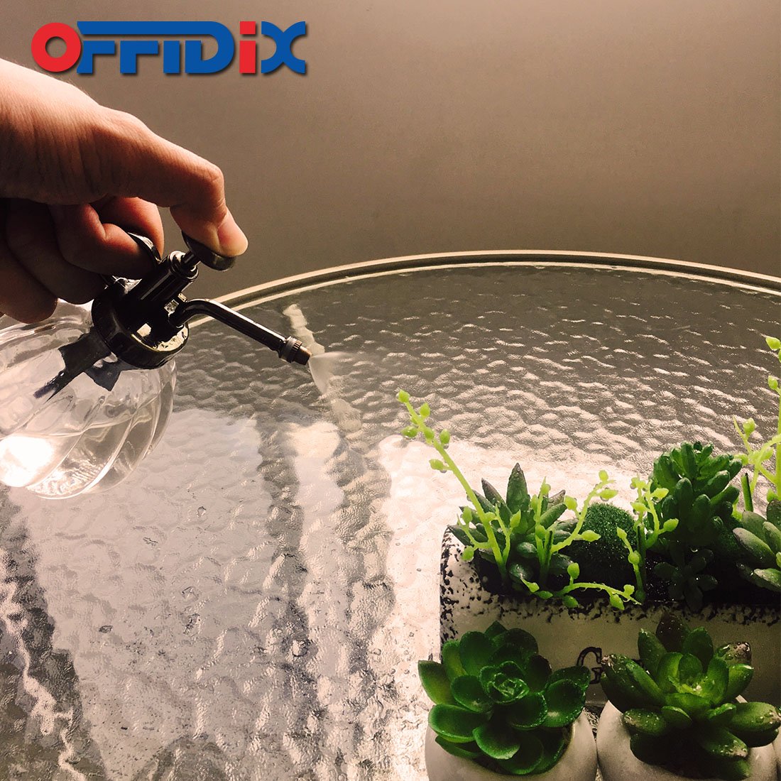 OFFIDIX botella en decoración interior mostrando elegancia y funcionalidad