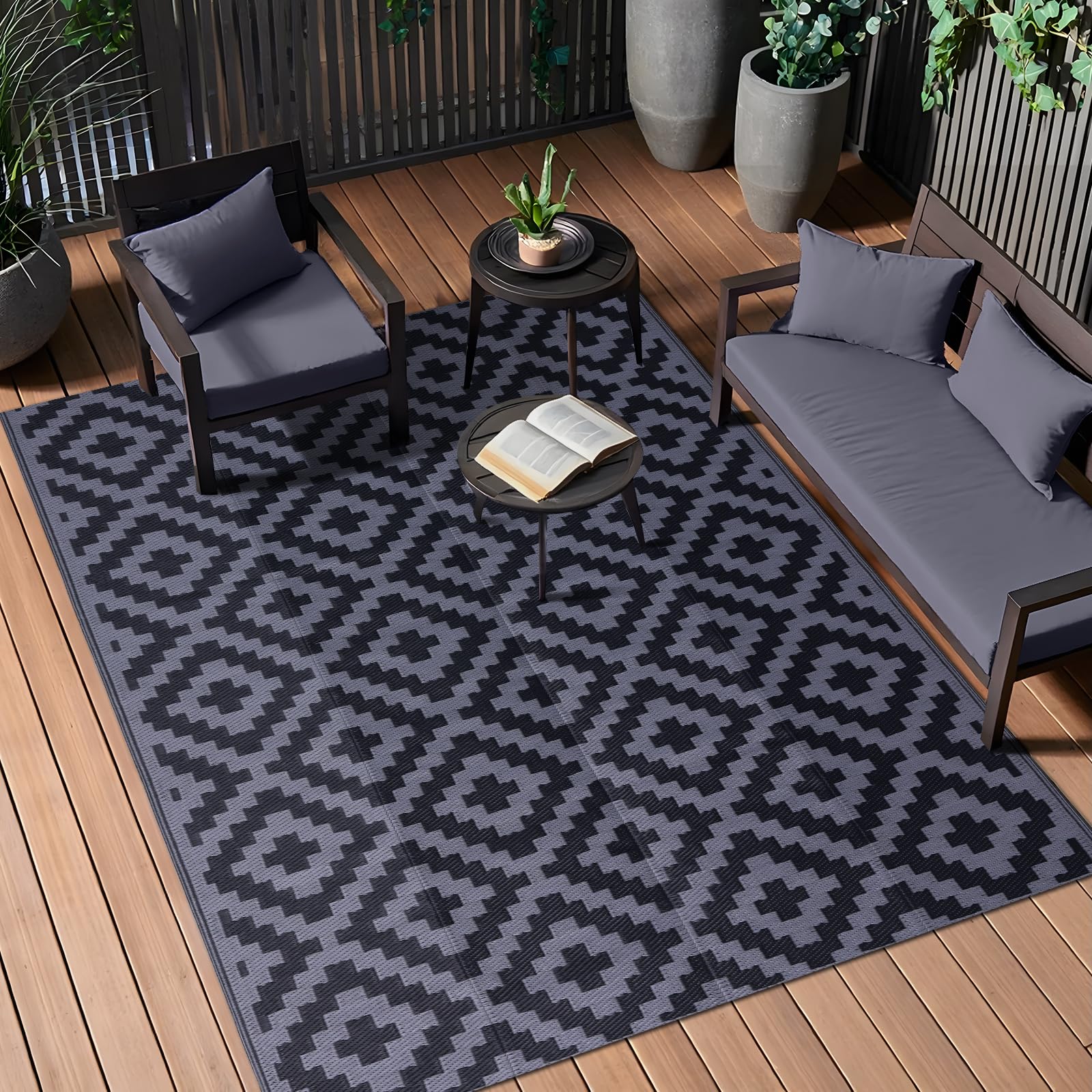 OLANLY vista frontal de la alfombra exterior mostrando patrón reversible y beneficio estético