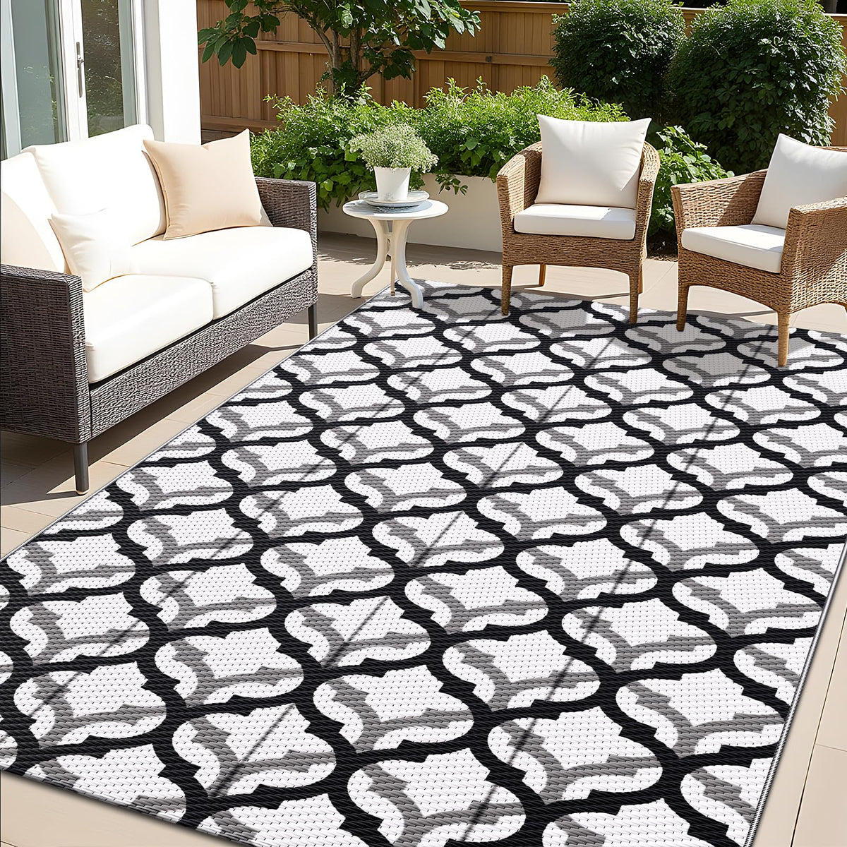 OLANLY alfombra exterior frontal mostrando patrón negro y blanco y estilo moderno