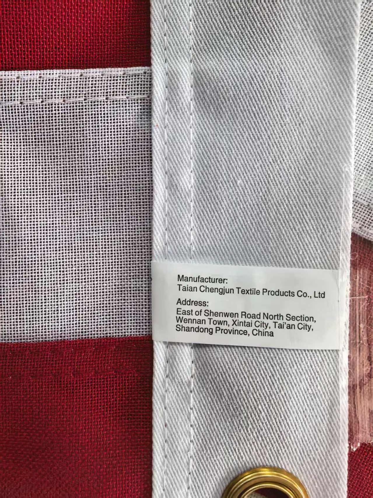 OLYNIK bandera en entorno residencial, aspecto elegante y duradero