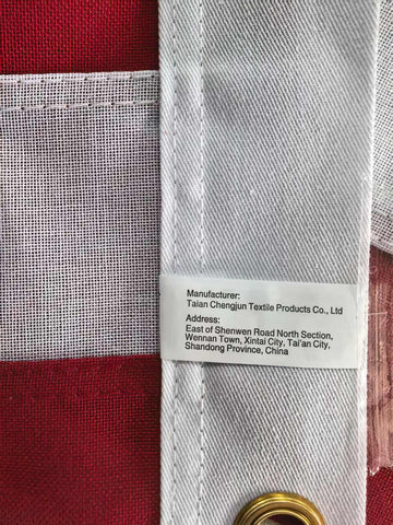 OLYNIK bandera en entorno residencial, aspecto elegante y duradero