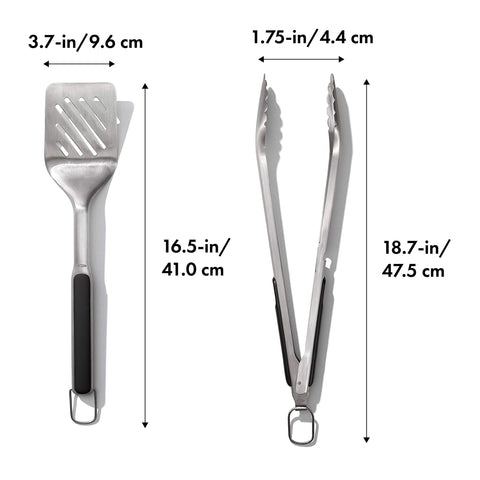 OXO primer plano cabeza de espátula para un volteo preciso