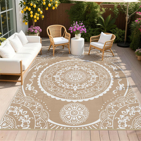 Pauwer alfombra exterior frontal mostrando patrón paisley y beneficio estético