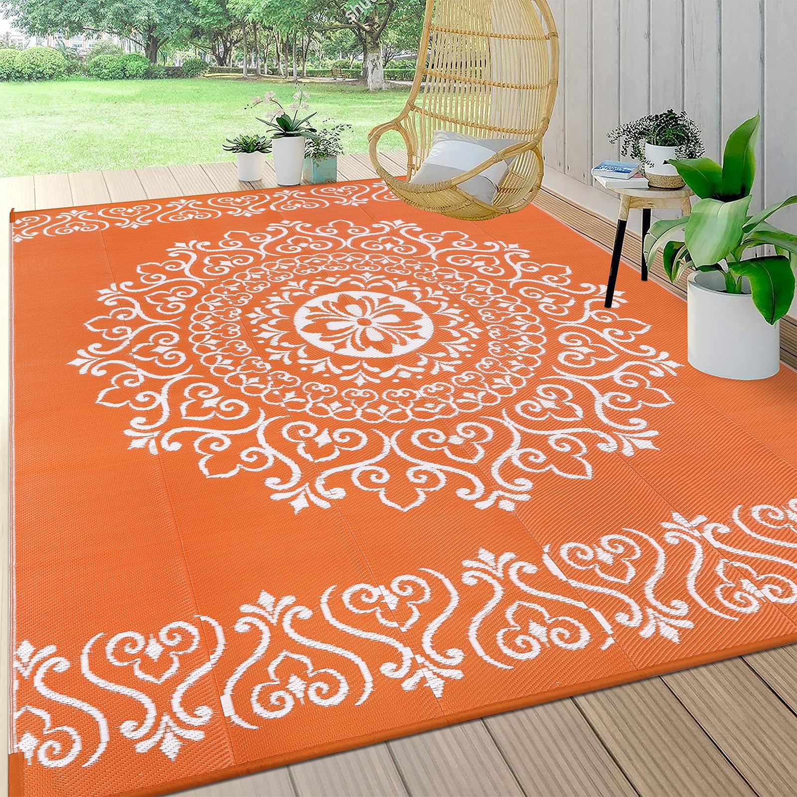 Pauwer alfombra frontal empaquetada mostrando diseño floral, aporta estilo práctico