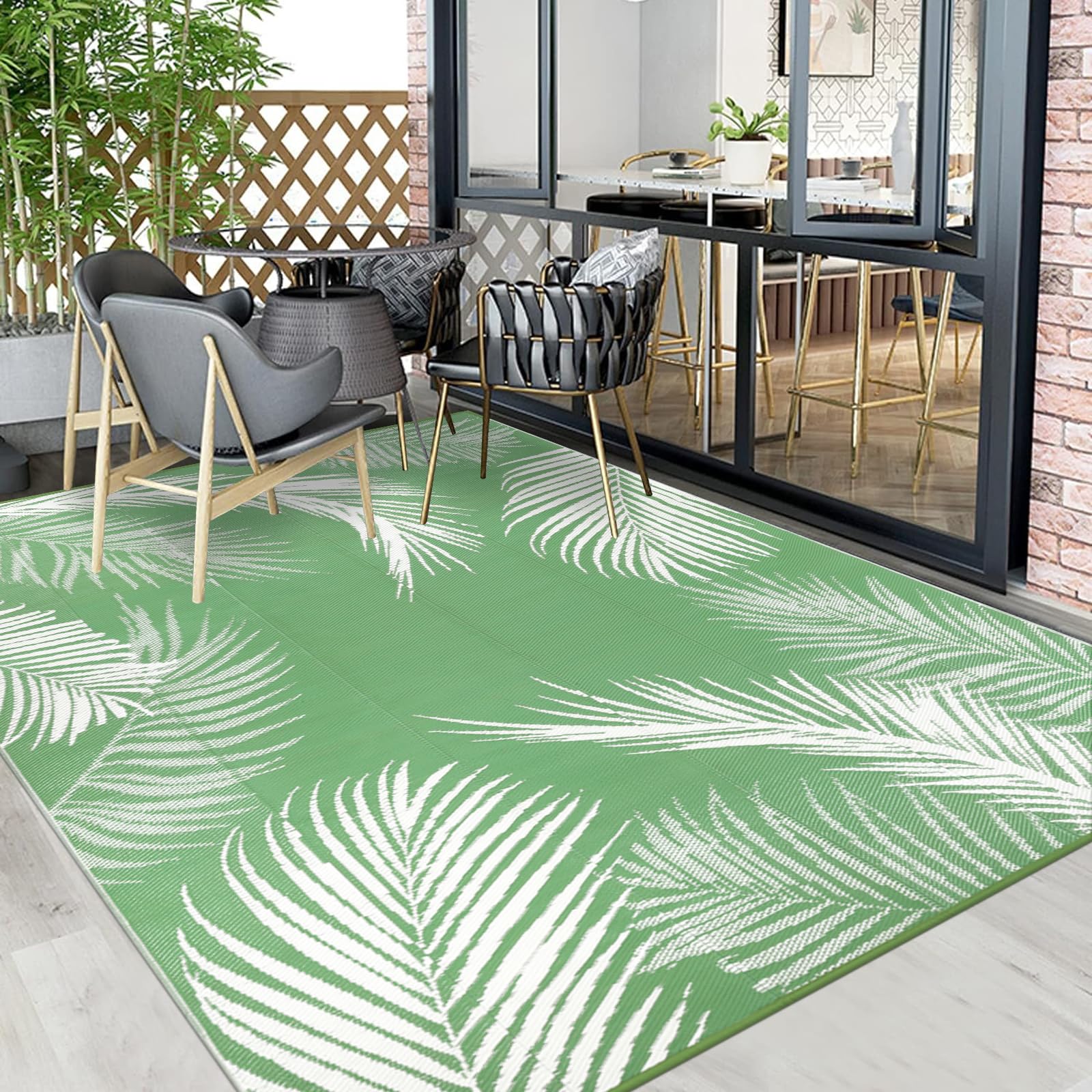 Pauwer tamaño 6x9 junto a silla muestra escala práctica