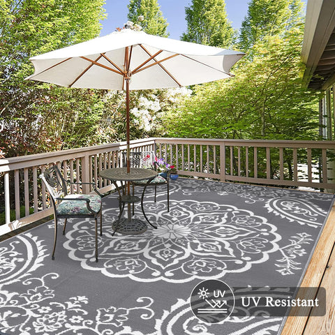 Pauwer alfombra en terraza con muebles mejora el espacio exterior