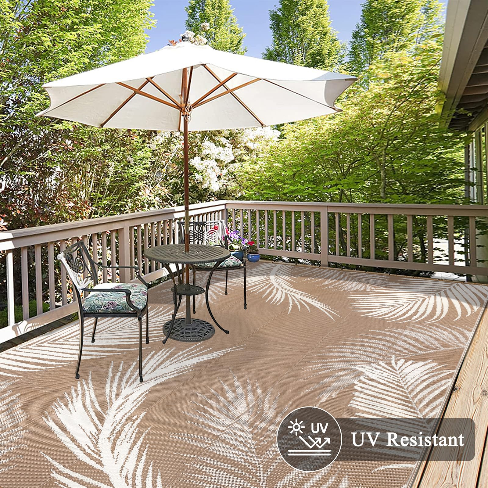 Pauwer alfombra en patio con muebles, crea zona cómoda y resistente exterior