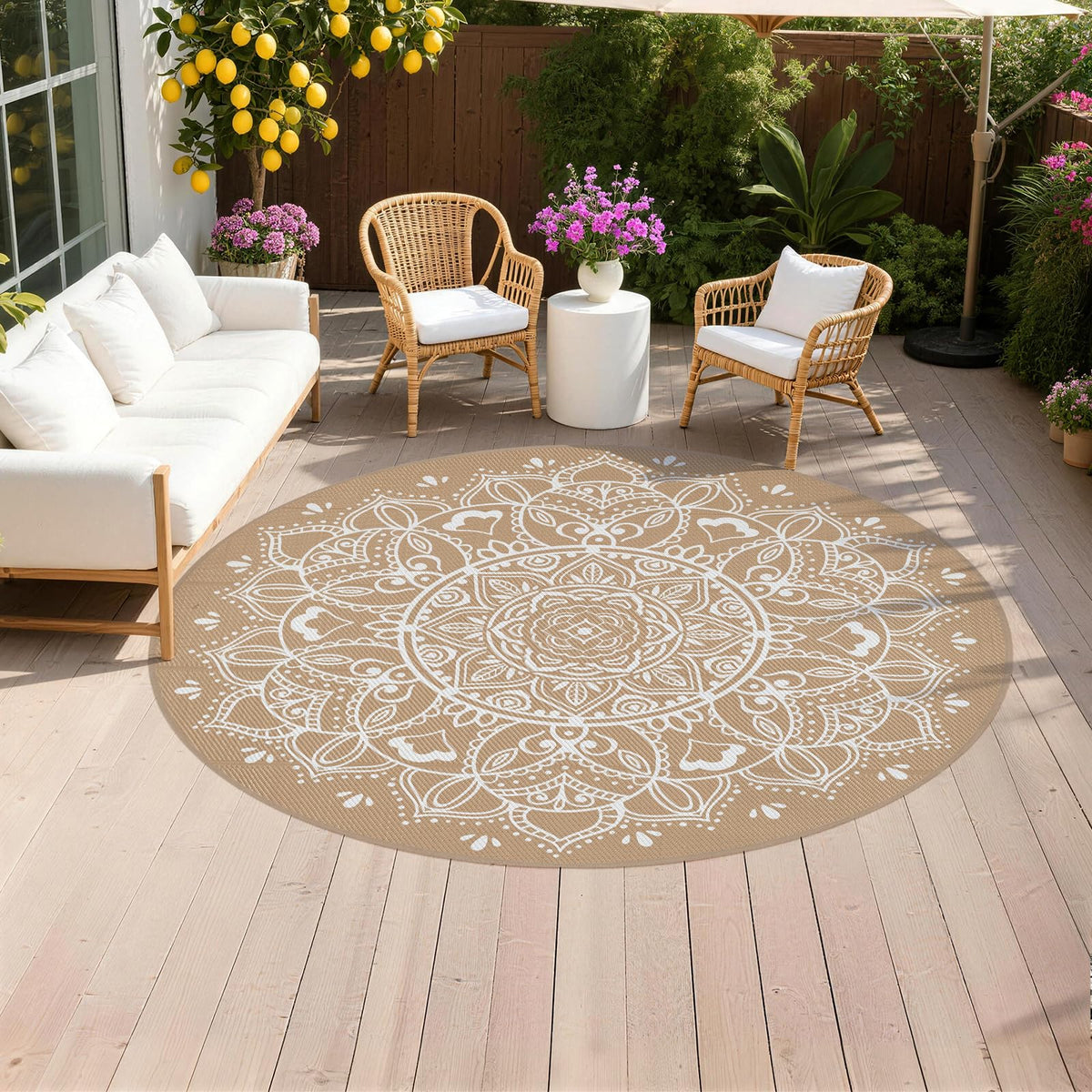 Pauwer vista frontal del tapete empacado mostrando diseño floral y tamaño