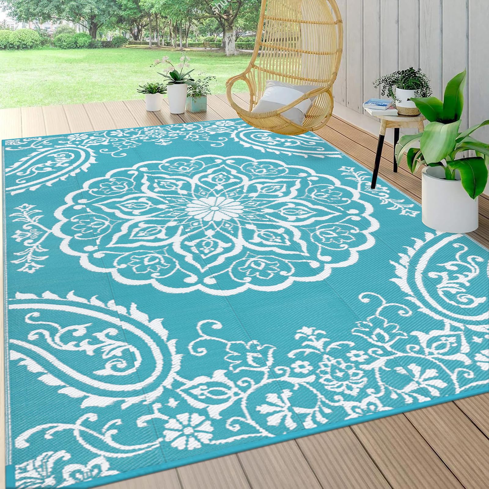 Pauwer vista frontal de la alfombra mostrando patrón floral y estética elegante