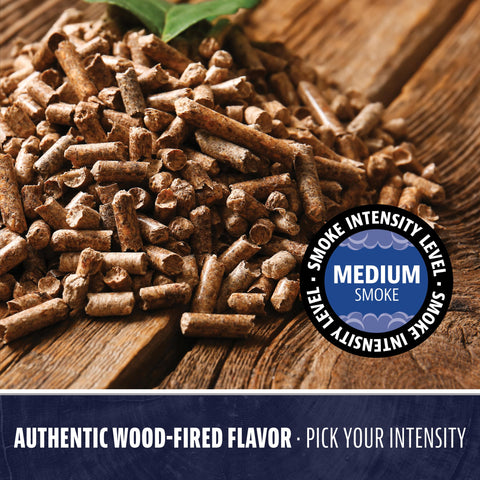 Pit Boss pellets usados en parrilla generando humo consistente y sabor