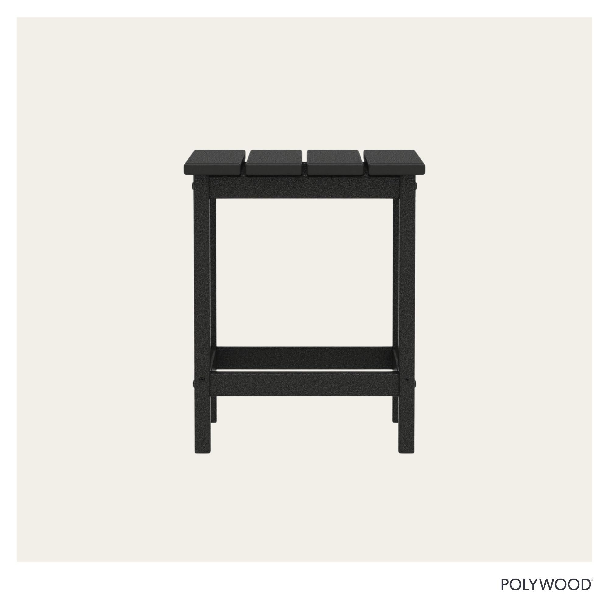 Polywood Long Island comparación de tamaño junto a una silla para visualización de escala