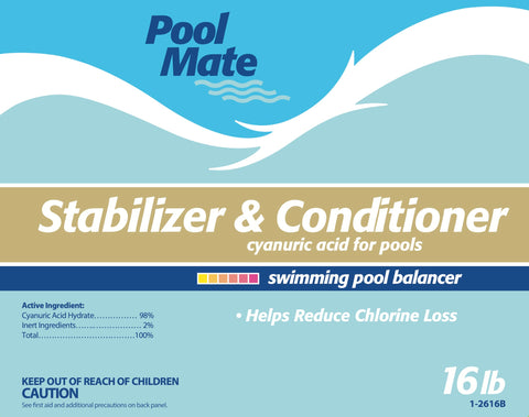 Pool Mate en uso vertido al skimmer para una disolución segura y uniforme