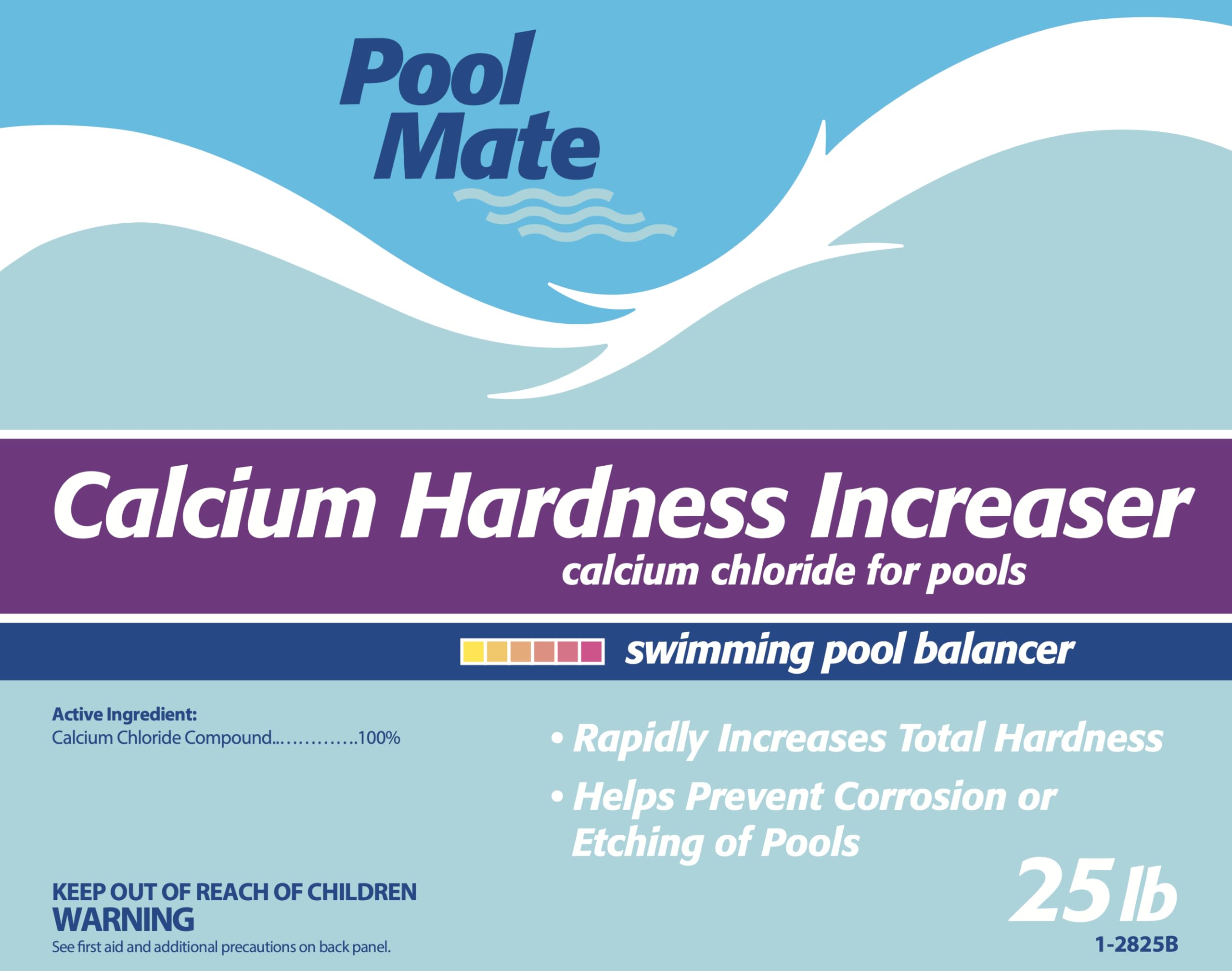 Pool Mate demostración en uso vertiendo solución alrededor de la piscina, distribución segura