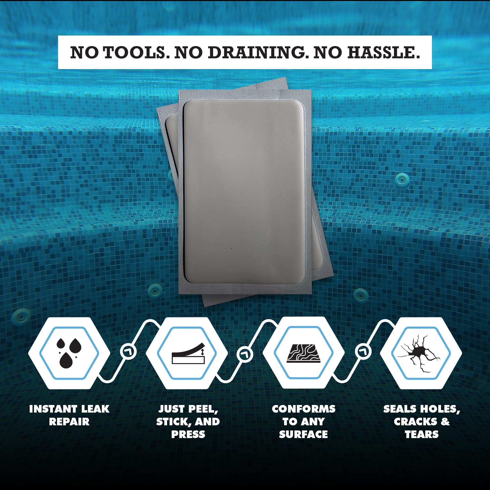 Pool Patch parche aplicado en liner sellando un desgarro rápidamente