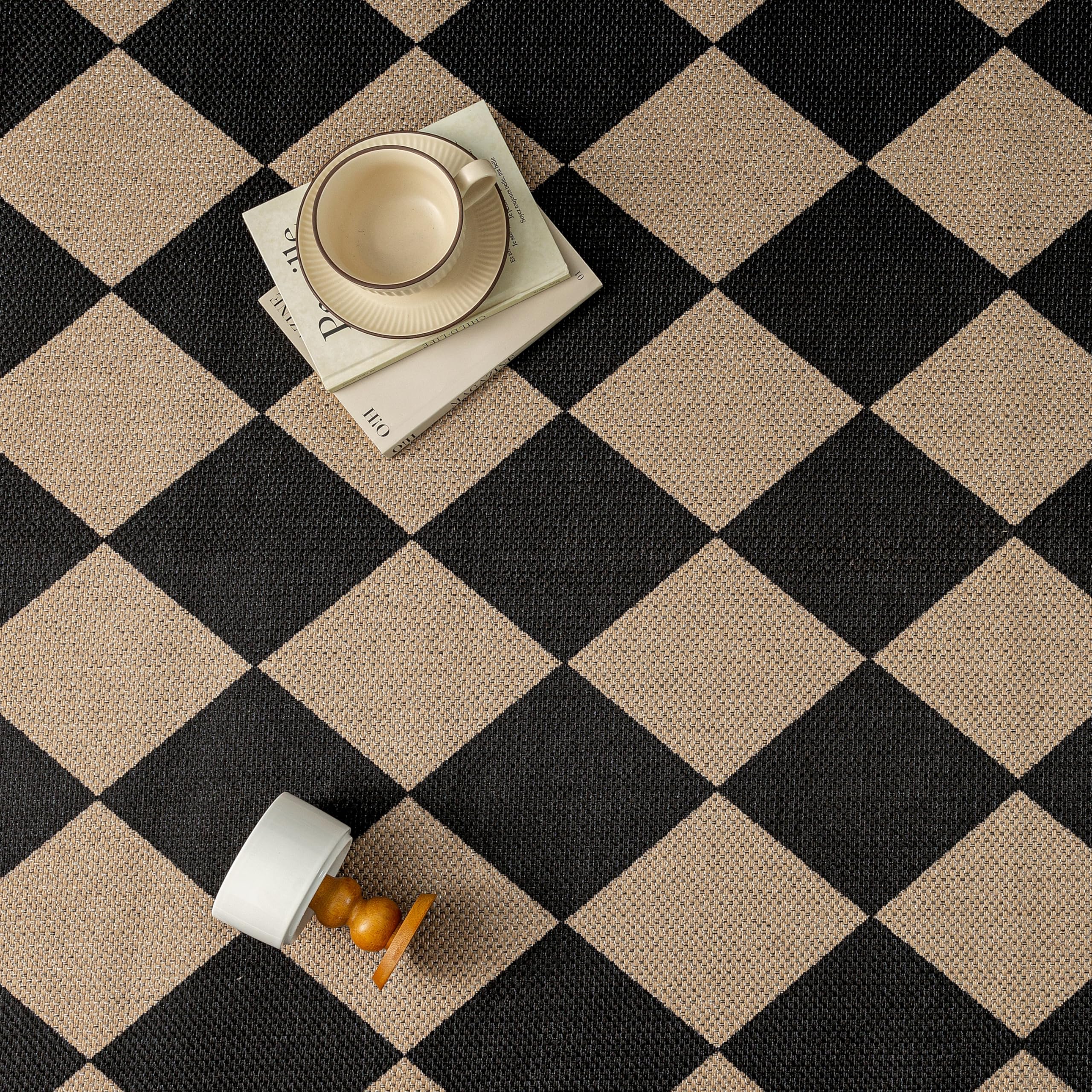 PureCozy ambientada en sala farmhouse, integra decor moderno