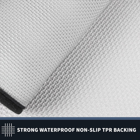 PURRUGS felpudo junto a puerta mostrando perfil bajo
