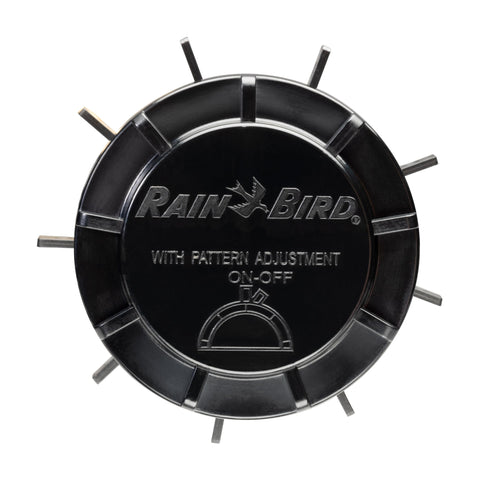 Rain Bird conexión 1/2" FPT montada en riser mostrando compatibilidad rápida