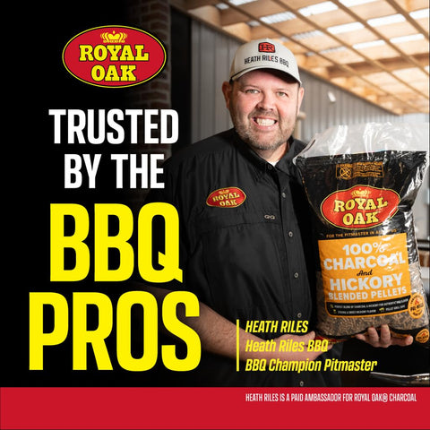 Royal Oak escena de jardín con parrilla encendida y ambiente de barbacoa