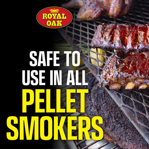 Royal Oak pellets en uso en parrilla generando humo para sabor intenso