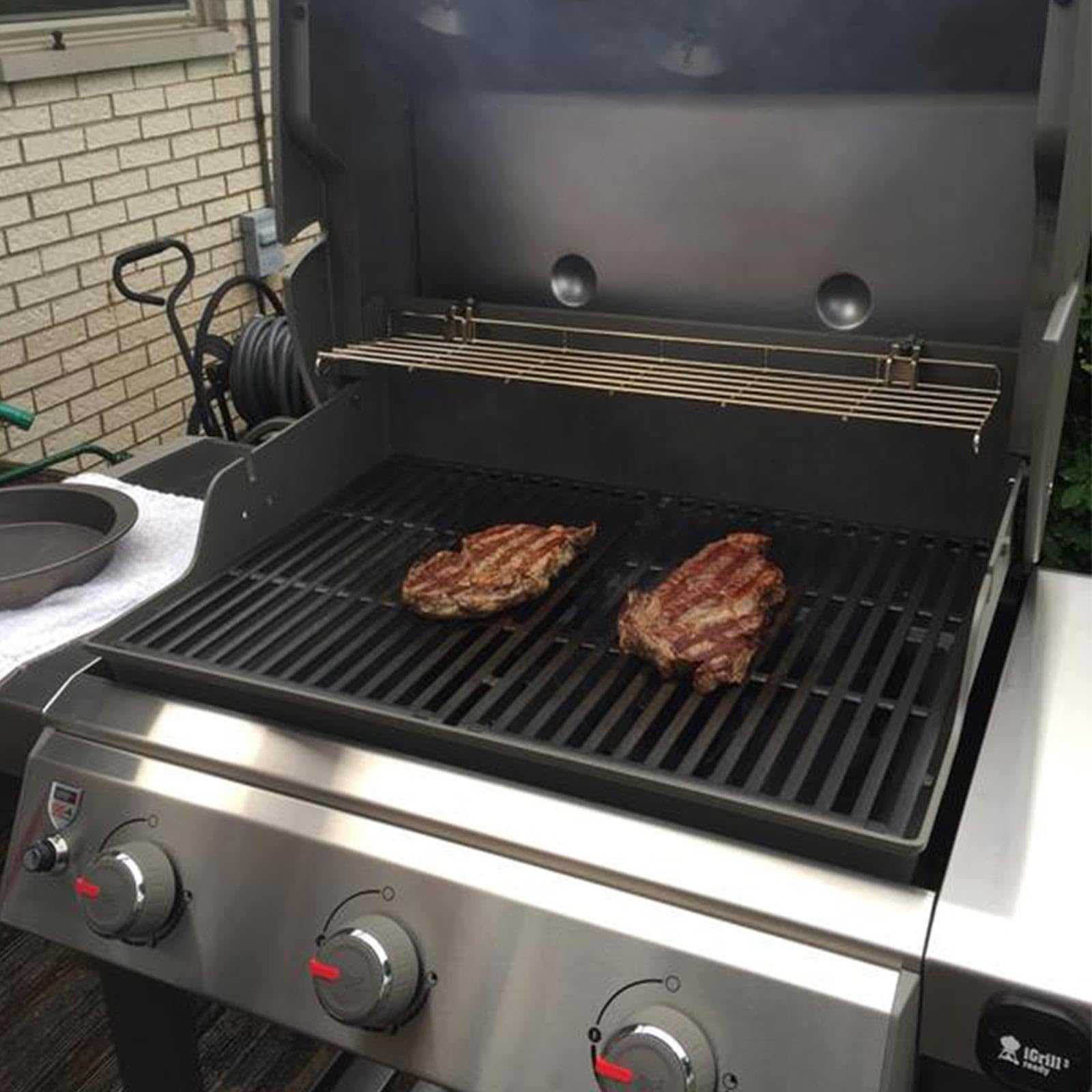 Rushare parrilla instalada en jardín lista para barbacoa con mejor rendimiento