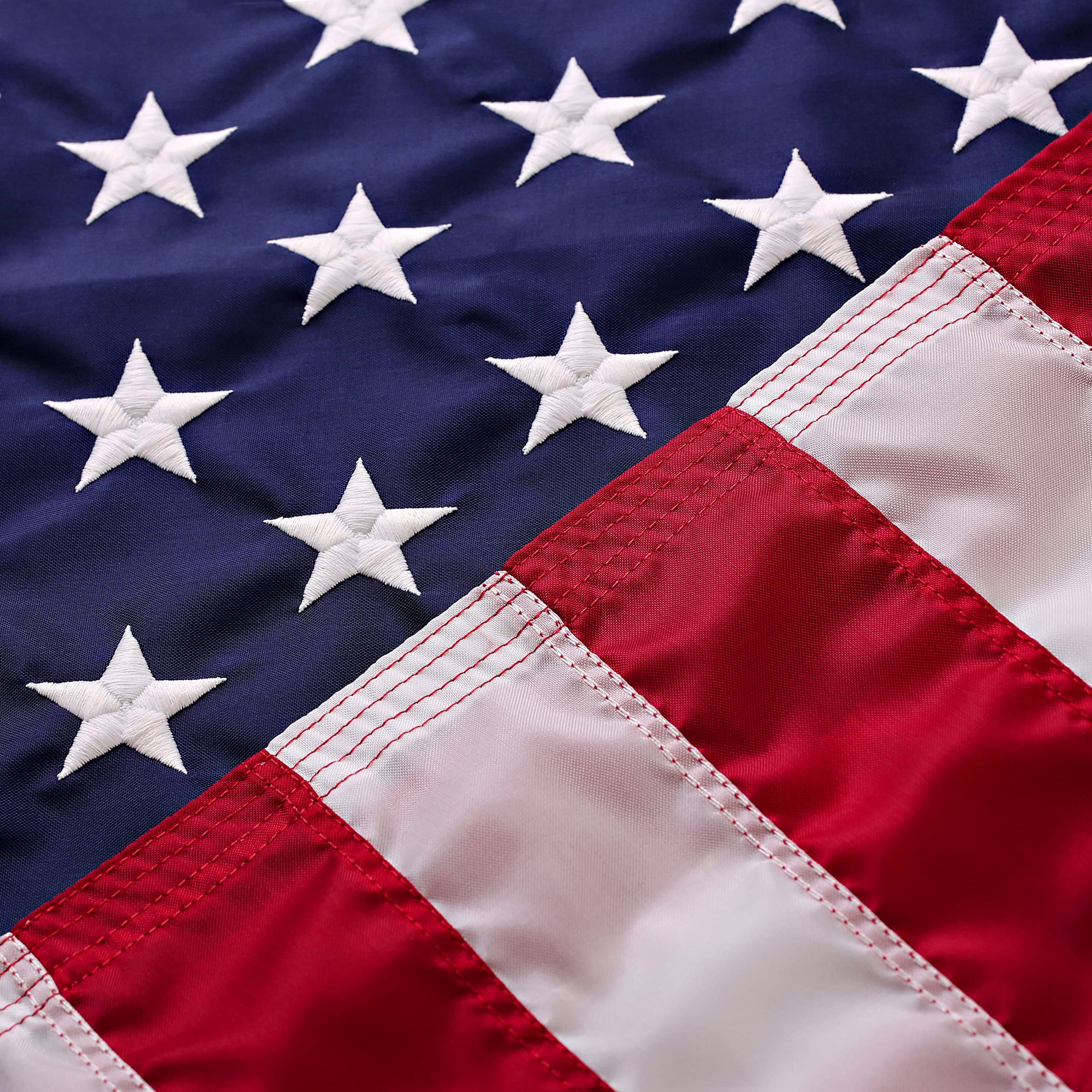 Rushmore Rose USA bandera frontal 2x3 pies muestra colores vívidos y durabilidad