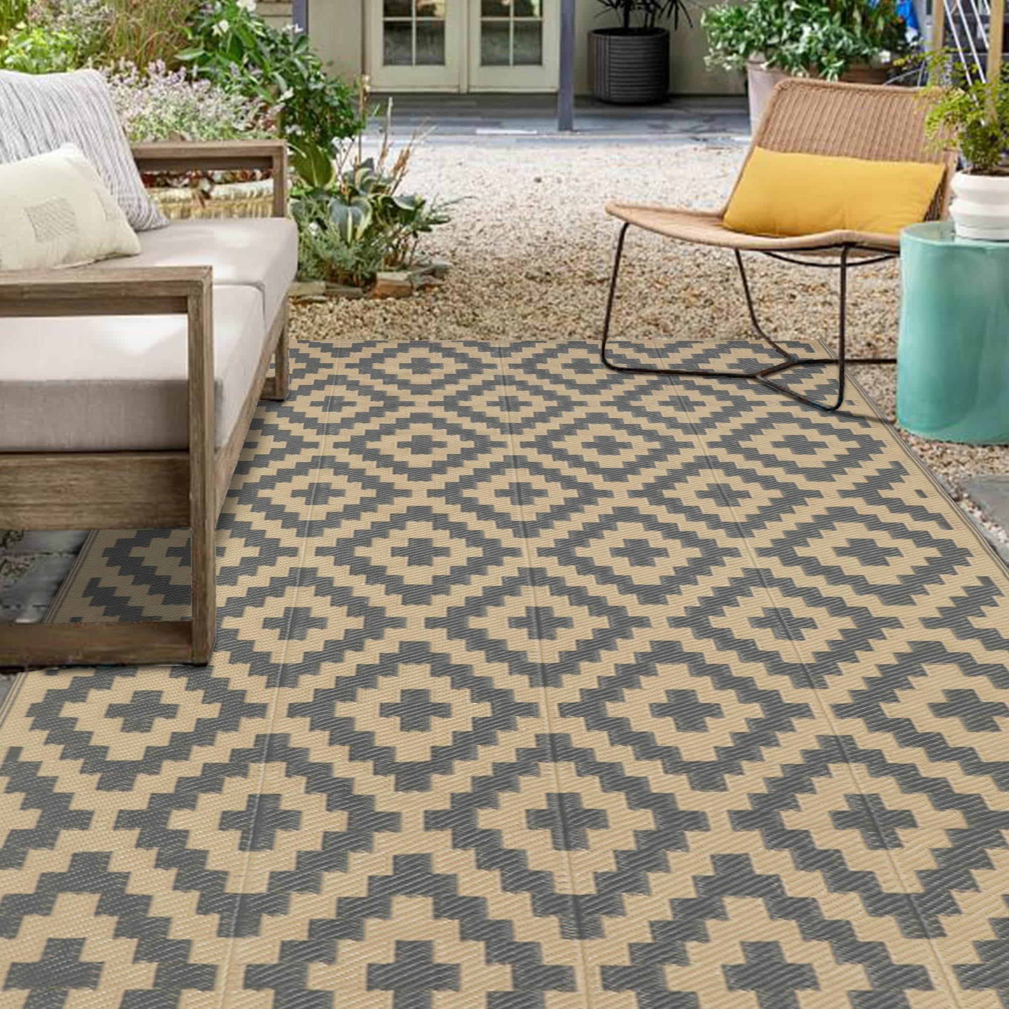 SAND MINE vista frontal de alfombra exterior elegante y durable
