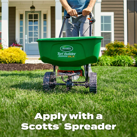scotts riego ligero tras aplicación para activar nutrientes