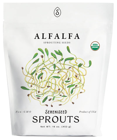 Sereniseed paquete frontal de alfalfa mostrando etiqueta orgánica y beneficio de calidad