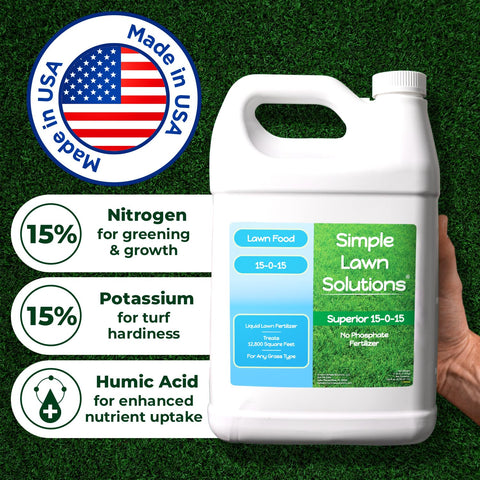 Simple Lawn Solutions etiqueta con ingredientes y beneficios visibles