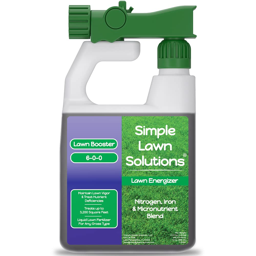 Simple Lawn Solutions botella frontal mostrando etiqueta y tamaño 32 oz