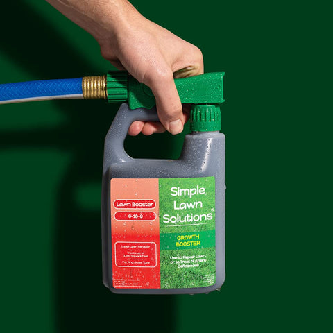 Simple Lawn Solutions equipo comercial usando el producto en mantenimiento profesional