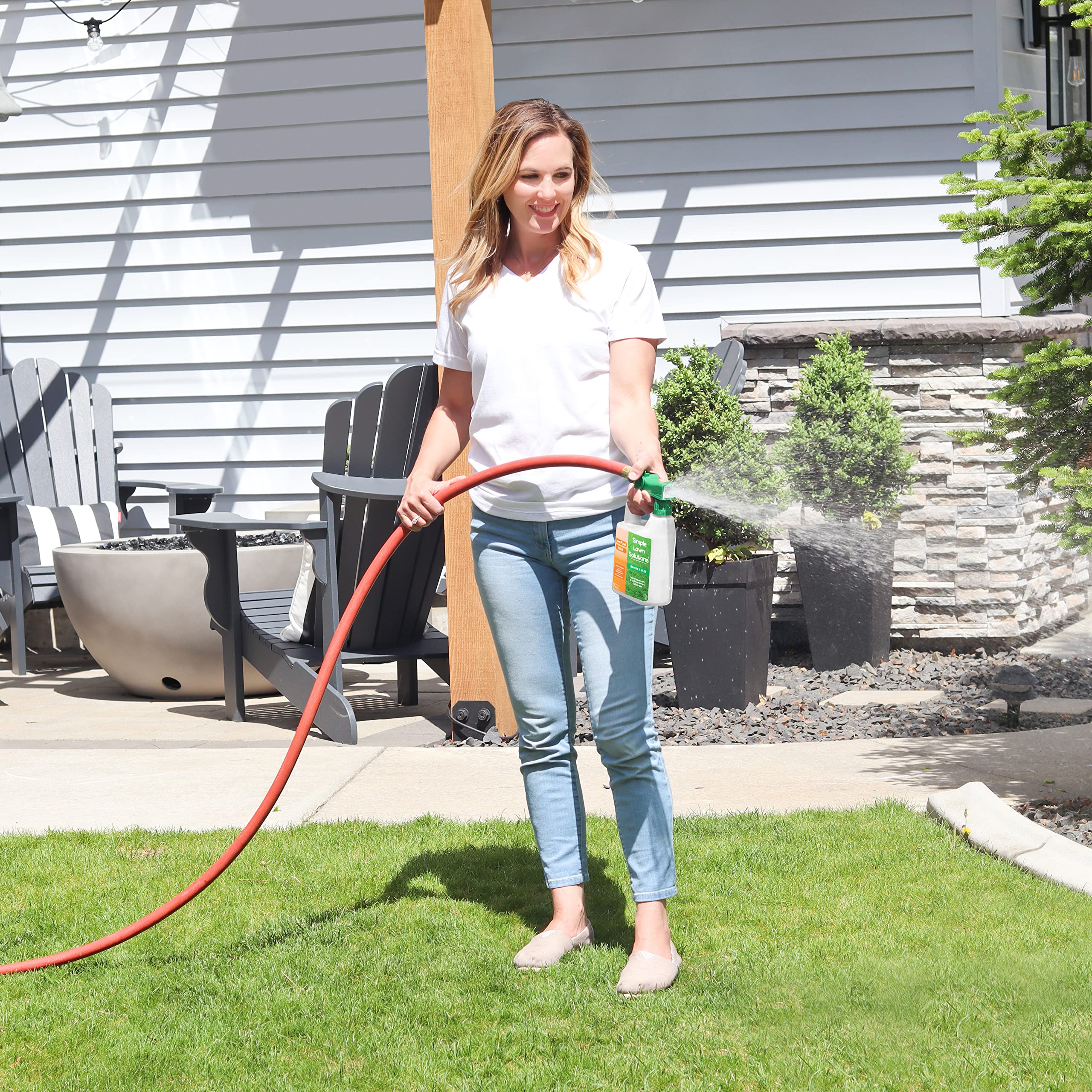 Simple Lawn Solutions uso en diferentes tipos de gramíneas demostrando compatibilidad