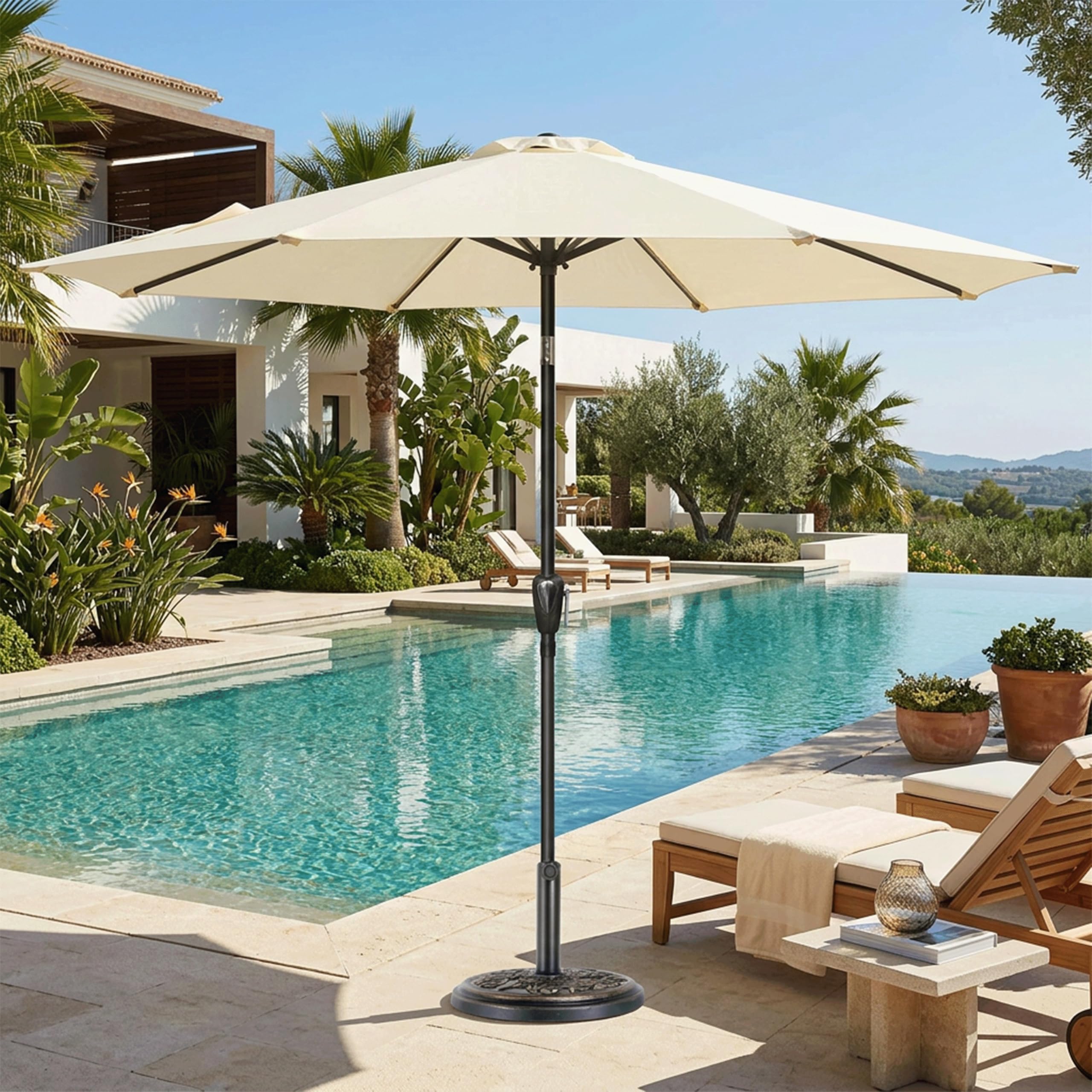 SimpleLux base junto a piscina en ambiente, resistente al agua