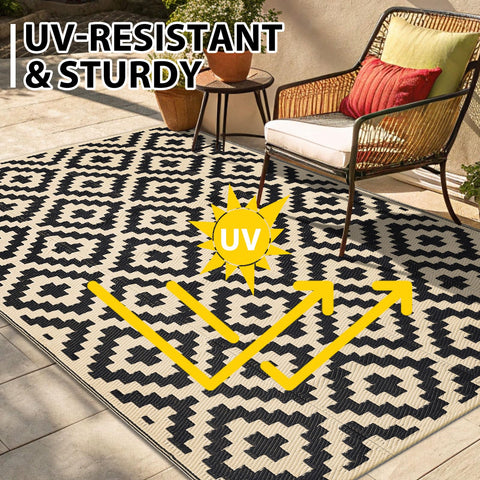 Smiry alfombra colocada en patio mostrando durabilidad y estilo